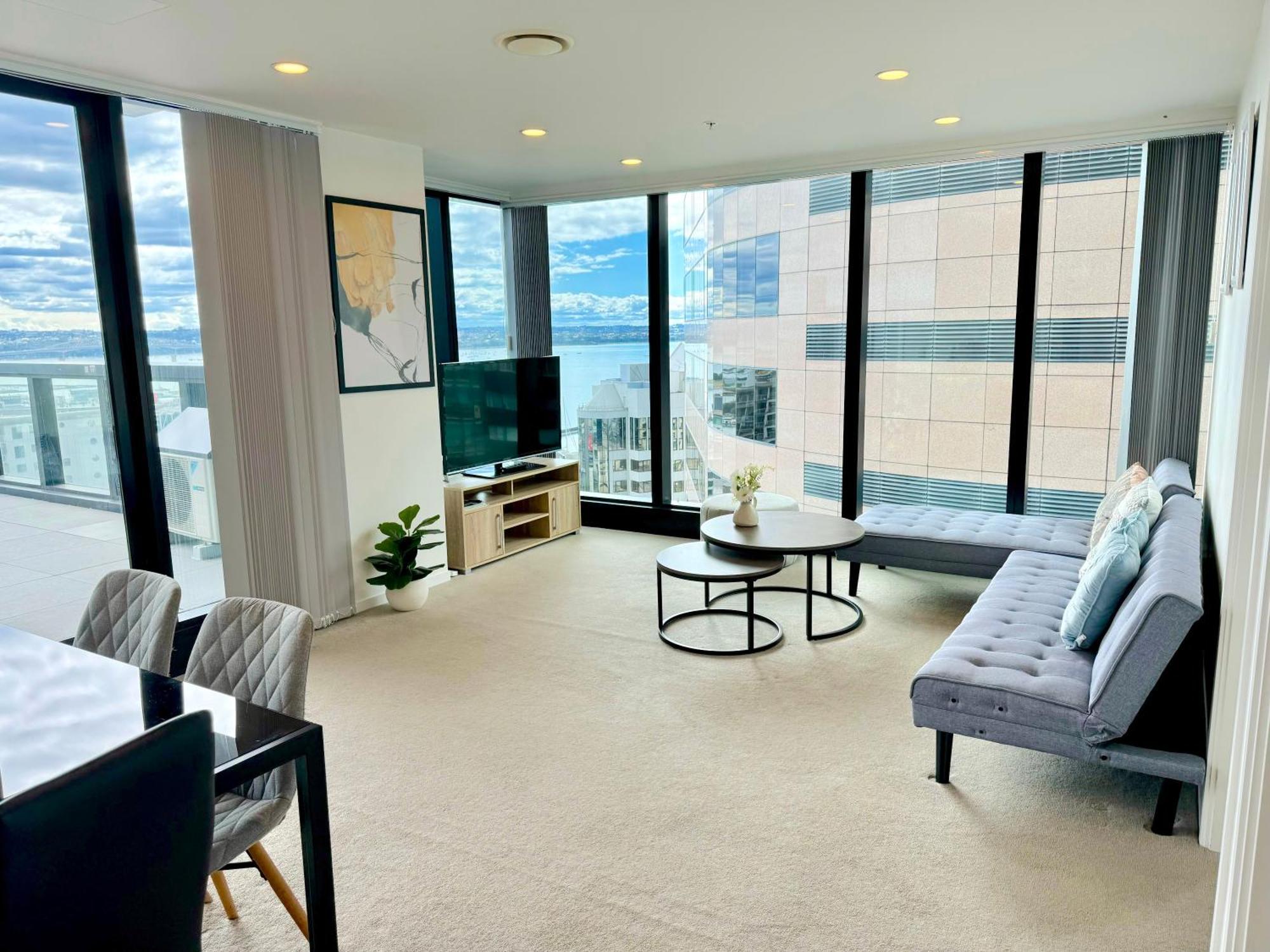 Magnificent Skytower, Sea, Habour View In Cbd Apartment Auckland Exterior photo