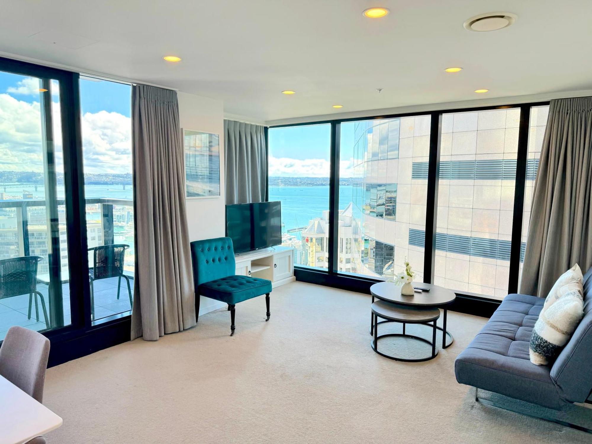 Magnificent Skytower, Sea, Habour View In Cbd Apartment Auckland Exterior photo
