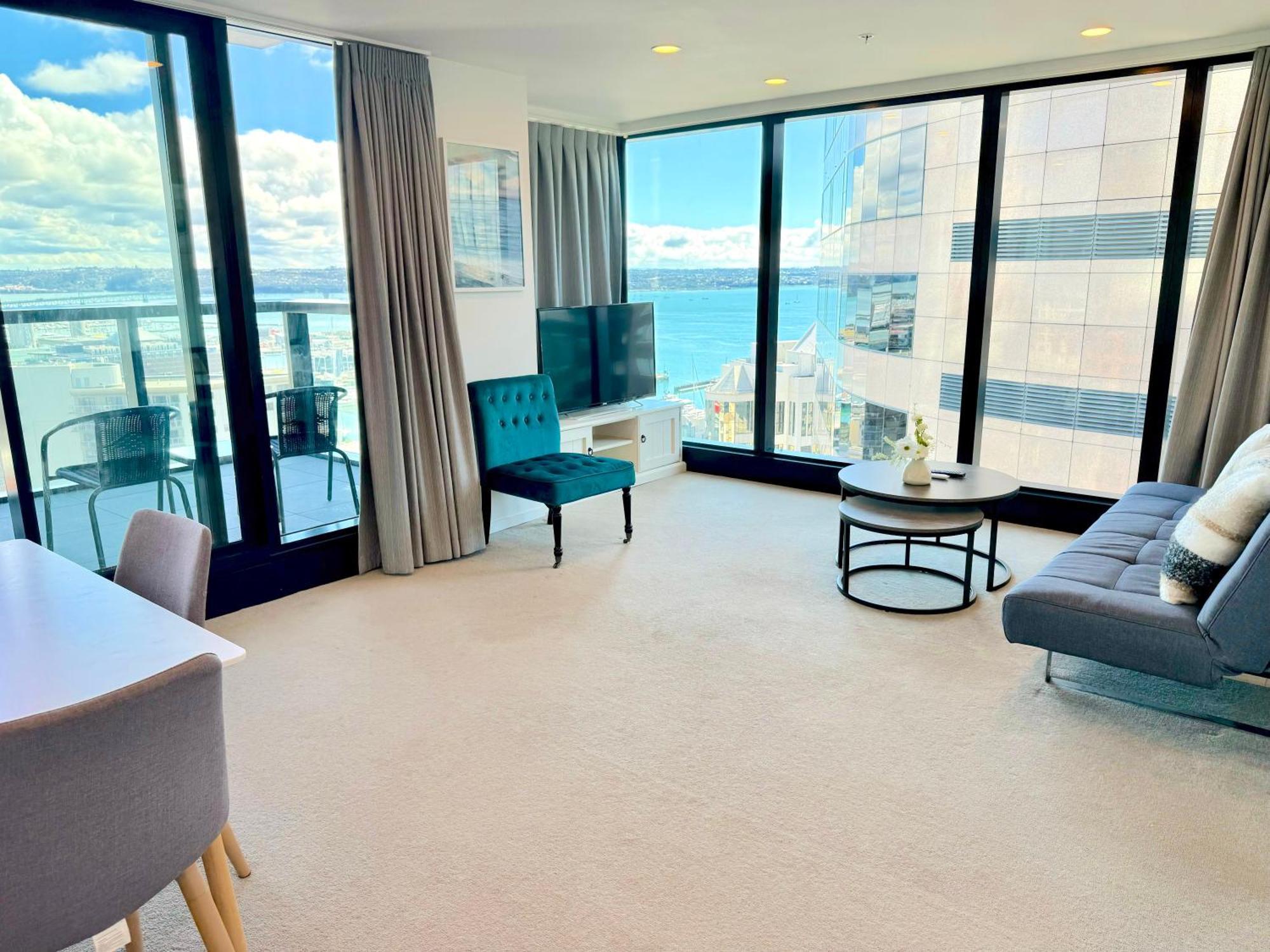 Magnificent Skytower, Sea, Habour View In Cbd Apartment Auckland Exterior photo